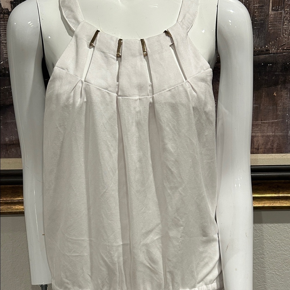 Elegant White Sleeveless Jumpsuit - Picture 2 of 7